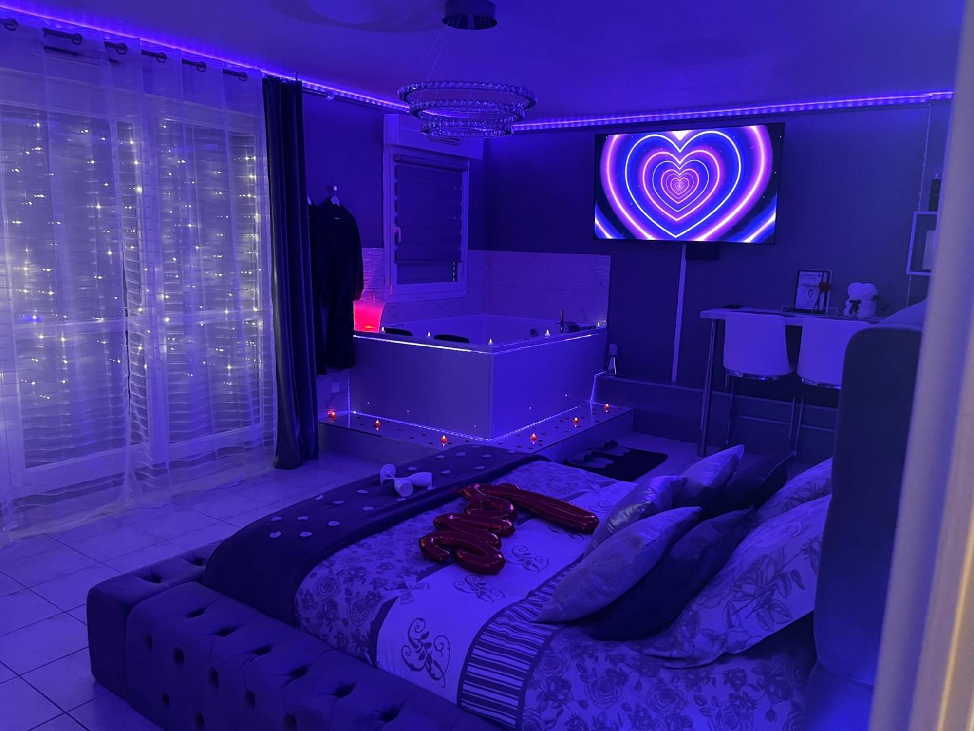 « Le Boudoir D'Elodie » Le Spa Romantique Saint-Léonard Екстериор снимка